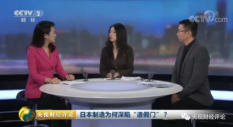 杨昆饰
