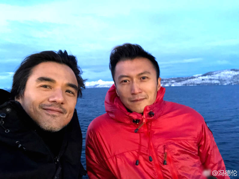 谢霆锋冯德伦帅气同框魅力依旧