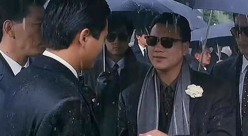 【图说电影】万梓良最霸气的一部电影,气势不输刘德华周润发!