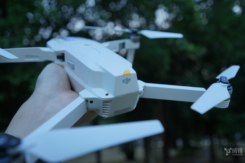 最适合初学者的无人机大疆mavicpro初雪白体验