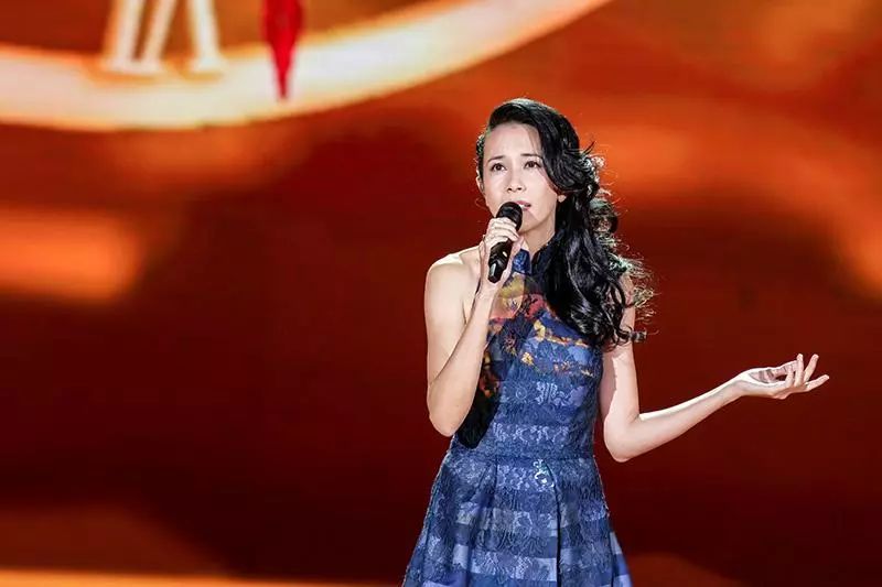 春晚回顾:从1983到2017春晚经典回顾 一幕幕全是感动
