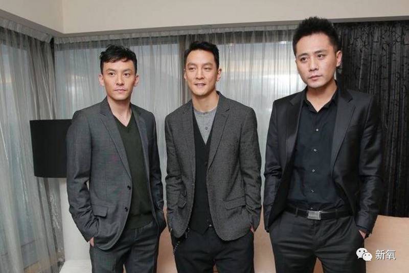 住!不!笑!还有吴彦祖,张震··· 全部瞬间变成了雷佳音的"手下败将".