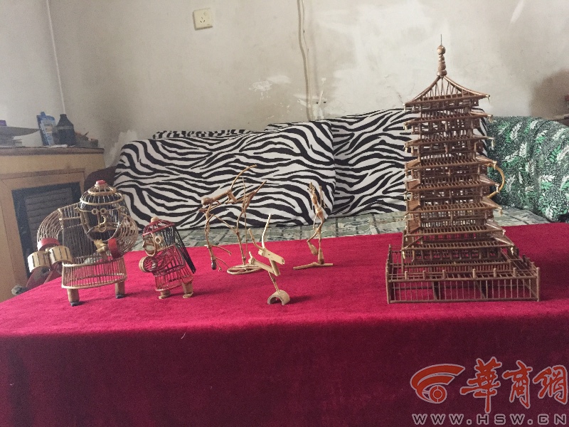 75岁竹扎非遗传承人经金山 你想学这手艺吗?|非遗传承人|工艺品|钟楼_新浪新闻