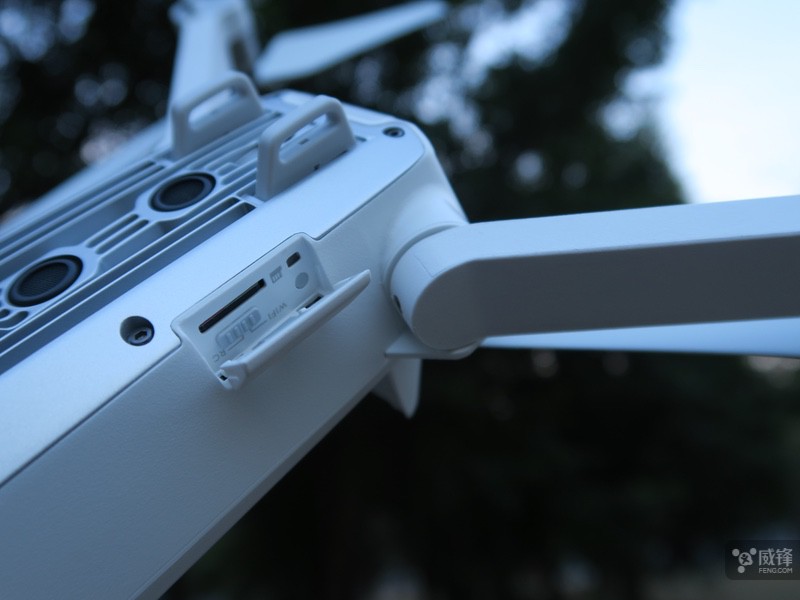 最适合初学者的无人机大疆mavicpro初雪白体验