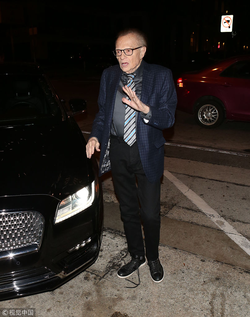 美国西好莱坞,84岁美国名嘴拉里·金(larry king)和第七任娇妻肖恩