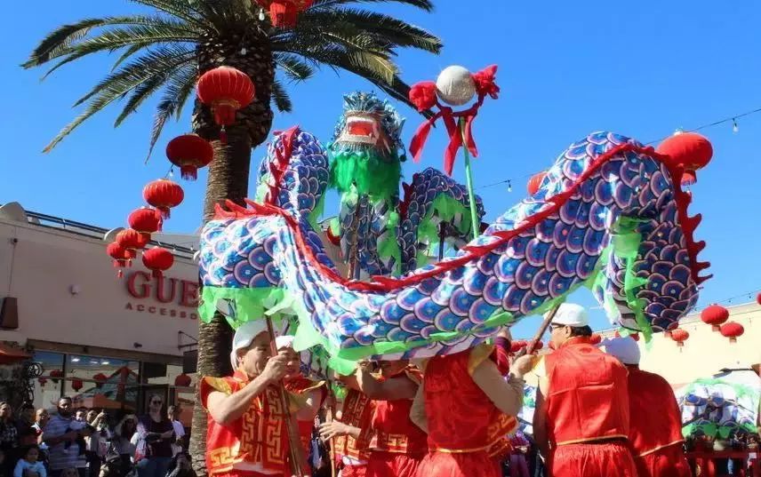 park)在90年代成为全美第一个华裔人口过半的城市,21世纪初期更超过