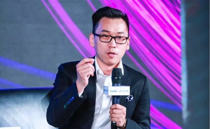 并且有"新锐经济学者"身份的琢磨先生郭城对这个问题很有发言权,他