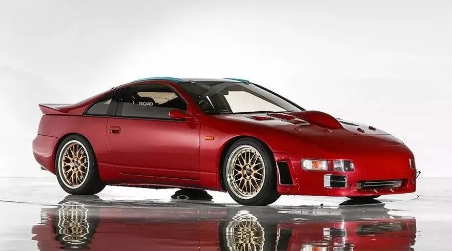 突破400km H 最速日产300zx