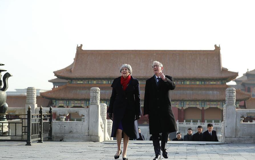 英国首相特蕾莎梅访华第二天偕丈夫参观故宫