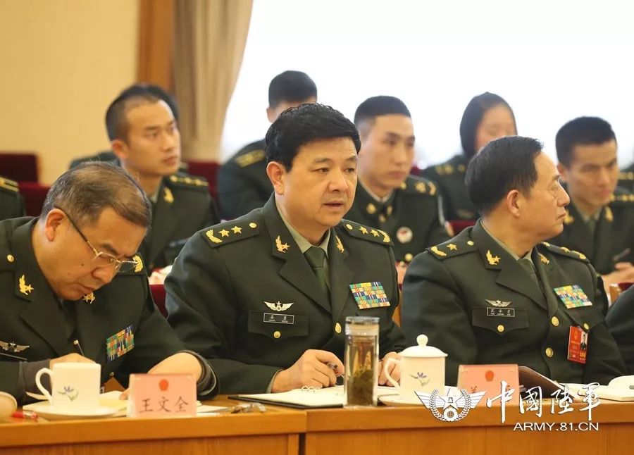 代表心声北京卫戍区政治委员姜勇代表完善刑法有关规定遏制涉军网络