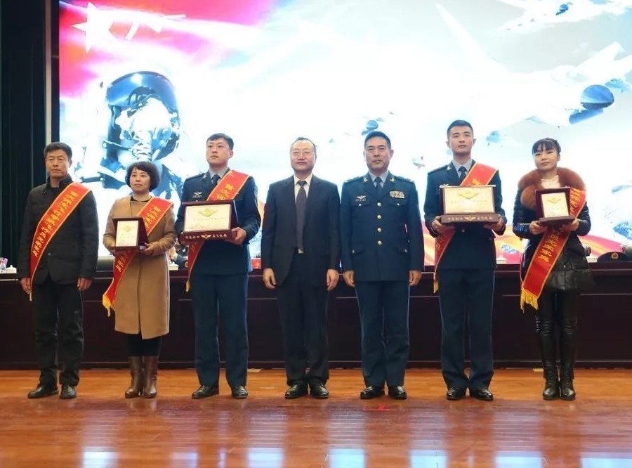 清晰的麻振军的视图