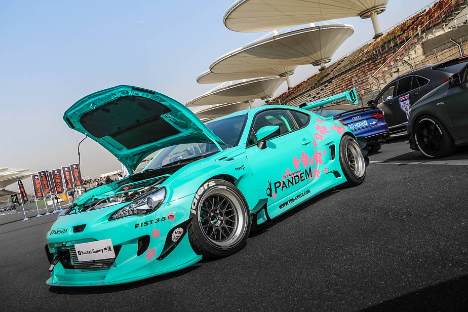 rocketbunny在现场带来了数款最新的改装产品