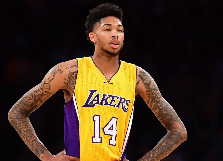 英格拉姆被遏制屡投不中 仅得8分末节完全哑火