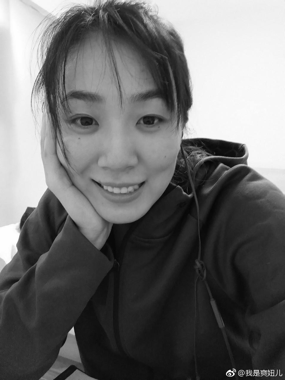 三连拍!赵爽晒照俏皮自夸 "盛世美颜就是我没错"