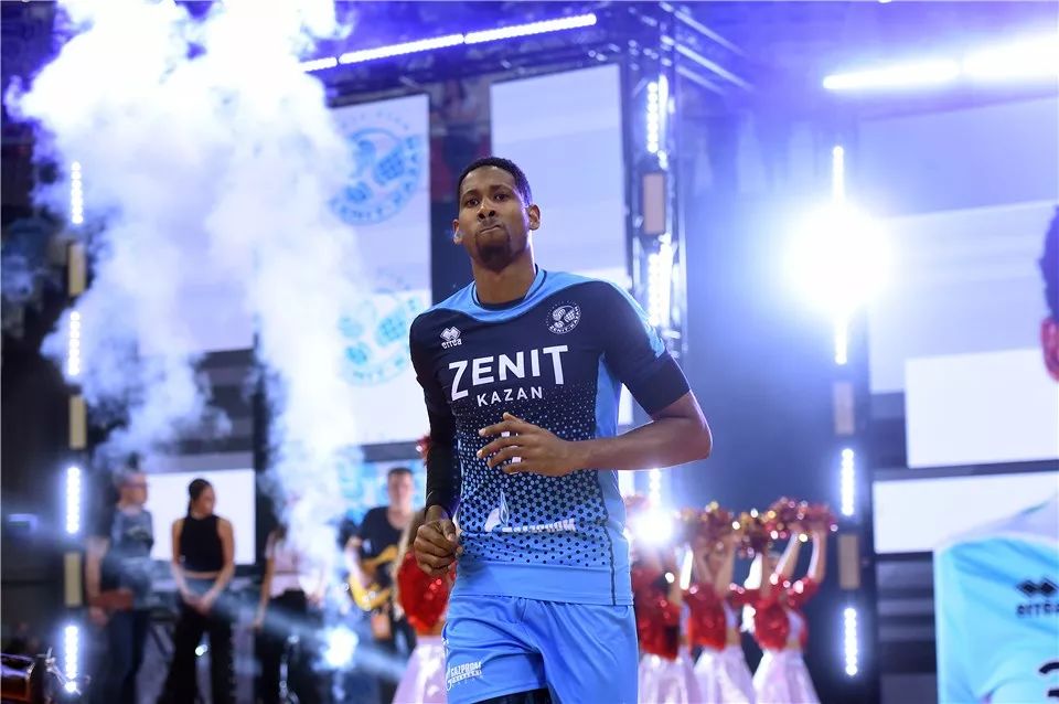 喀山俱乐部夺冠功臣,波兰籍古巴裔主攻手莱昂