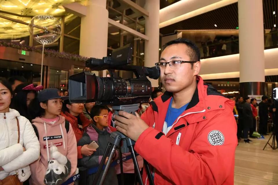 燃银川人都看了这场直播还边看边做同一个动作