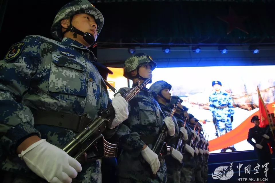 99后警卫新兵完成军营成人礼这次他们有话要说