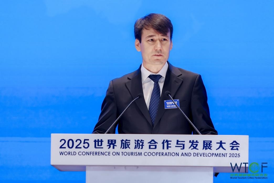 塔吉克斯坦旅游發(fā)展委員會第一副主席魯斯塔姆·霍爾馬奇約恩