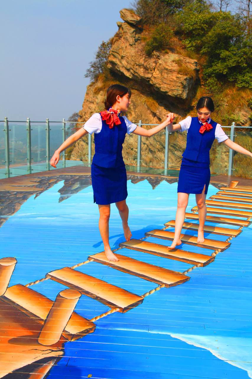 马仁奇峰3d玻璃栈道3月8日正式开放 尽享全新升级体验_新浪旅游_新浪