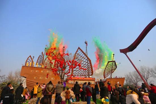 精彩民俗 多彩景区