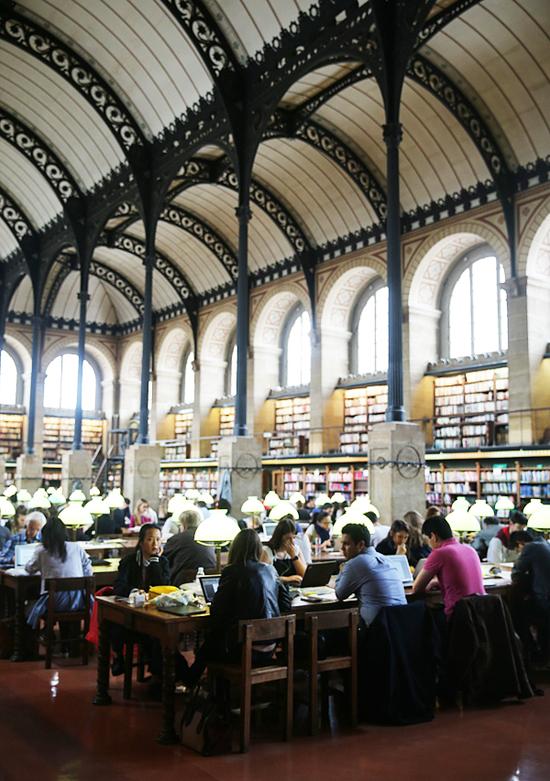 索邦大学图书馆