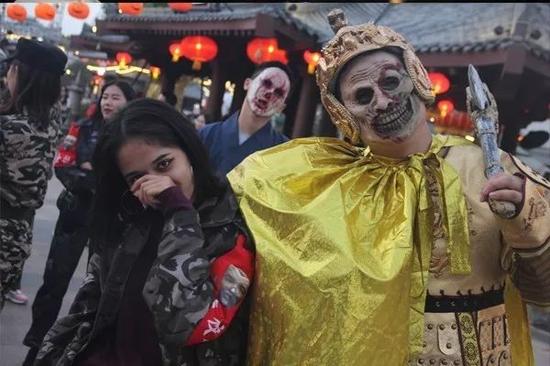 南昌万达乐园四大恐怖鬼屋大揭秘谁能笑着看到最后