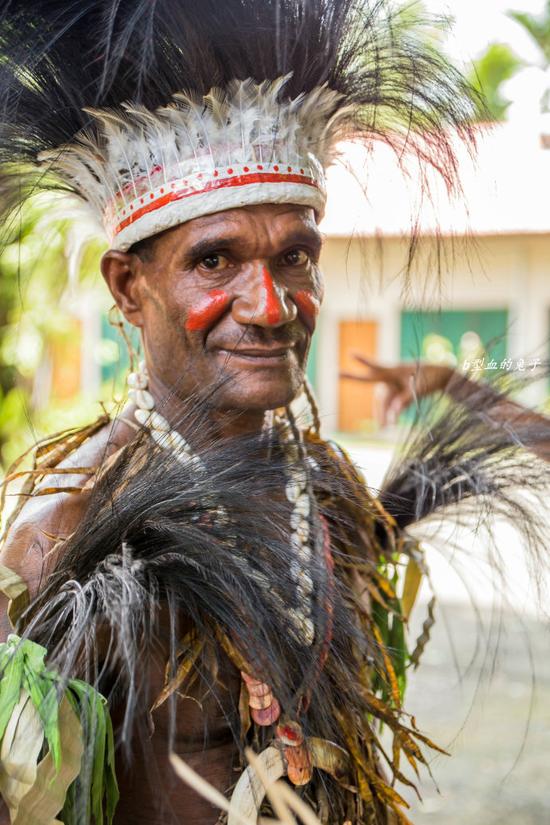 辣眼睛 食人族女人这样穿