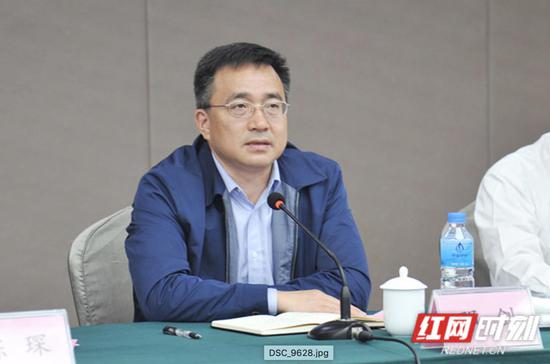 市文化旅游广电体育局局长邓剑讲话