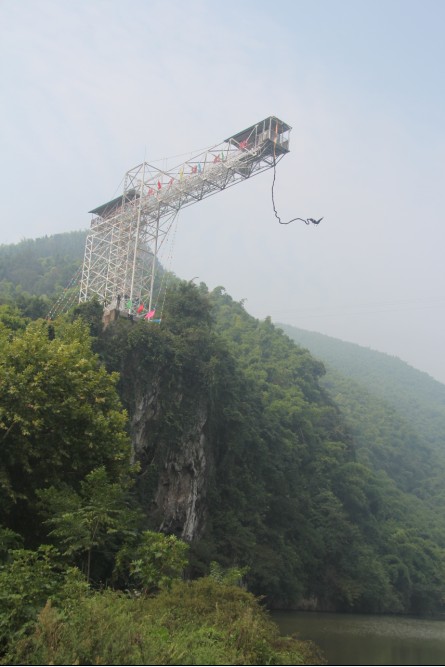 体验自由落体的快感 重庆三大蹦极塔全方面比较