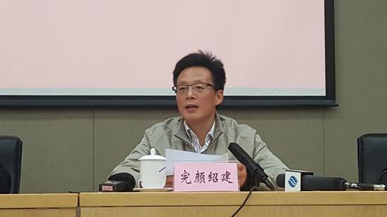 合肥市旅游局局长完颜绍建讲话