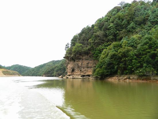 年底可乘坐观光小火车游览马过河生态旅游区