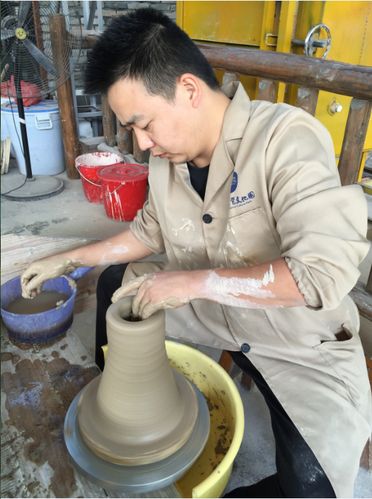 浙江龙泉青瓷入驻西湖国宾馆