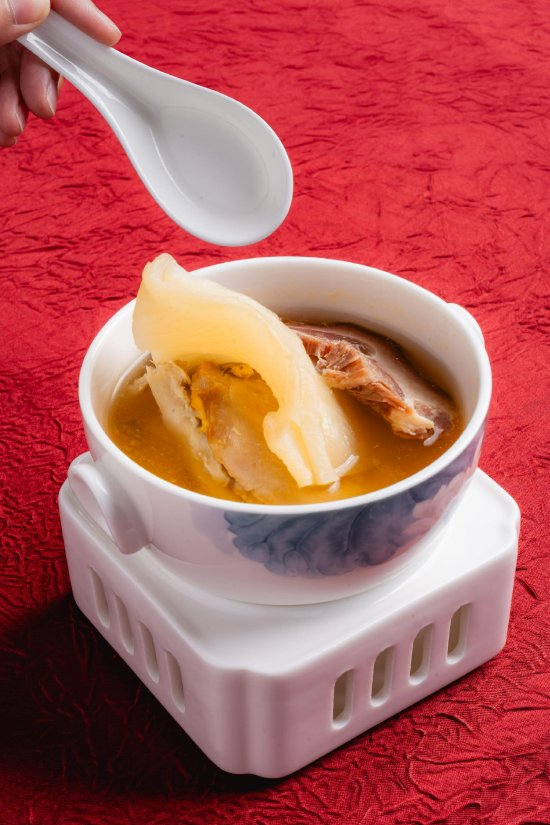 花胶云腿炖鸡汤