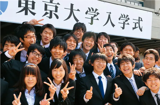 大学录取率已接近100 日本高考为啥还是比中国要艰难 手机新浪网 大学录取率已接近100 日本高考为啥还是比中国要艰难 手机新浪网