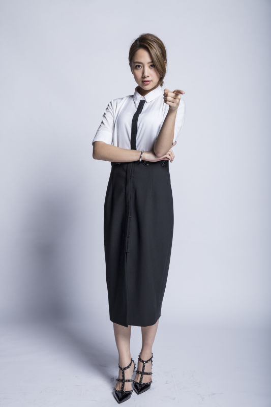 歌手侦探两头烧 吴映洁韩国特训累扑街|吴映洁|鬼鬼|明星大侦探_新浪