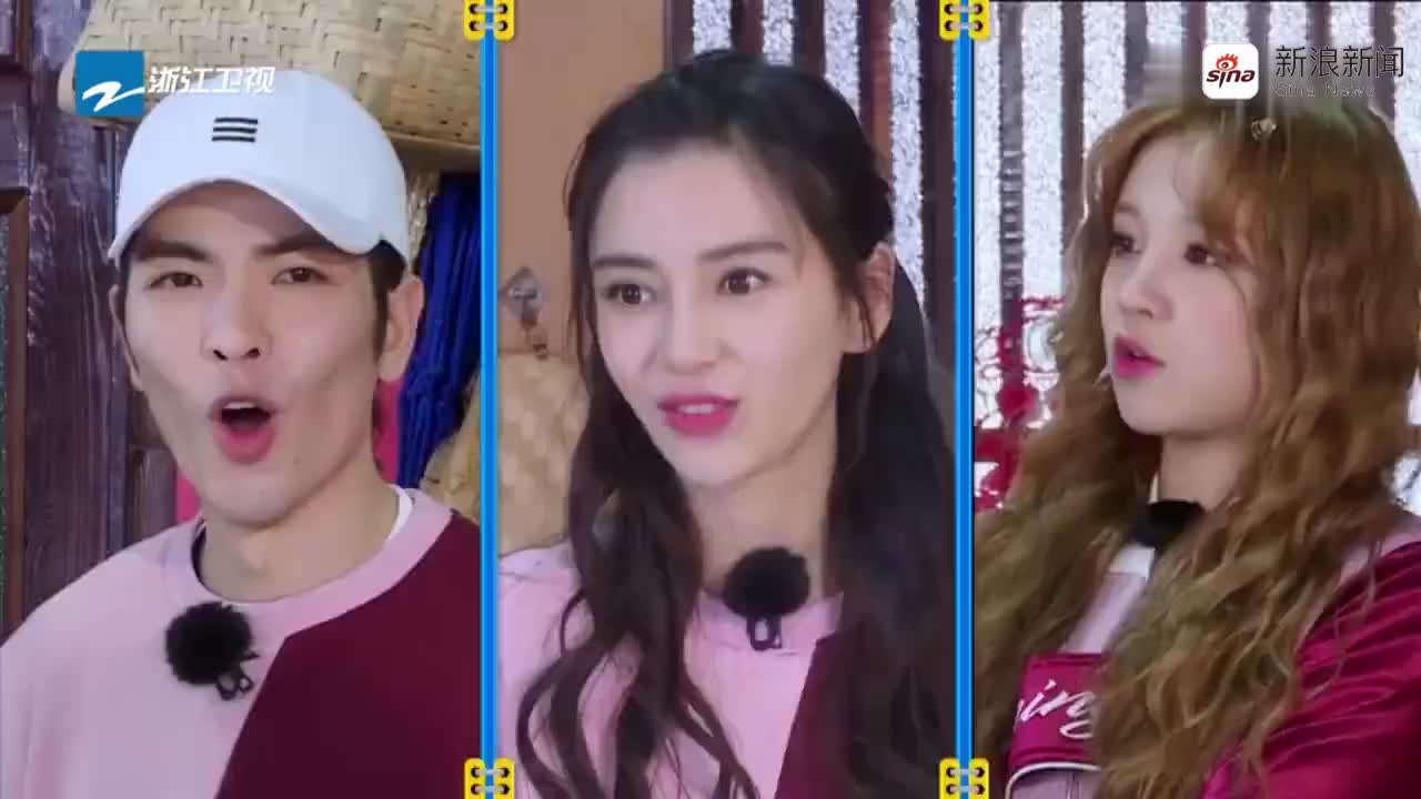 笑死我了,好嗨森,angelababy给黄旭熙灌酒