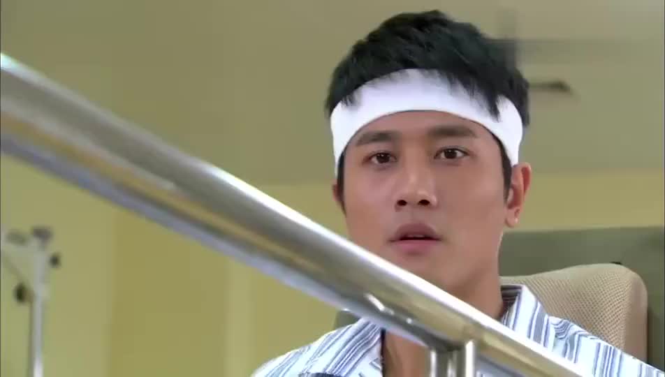 因为爱情有奇迹-齐霁看着喝得醉醺醺的安琪媛