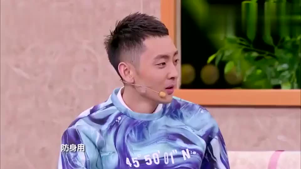 朱天福带张小斐去宾馆登记时被老板认出,原来张小斐也是个常客啊