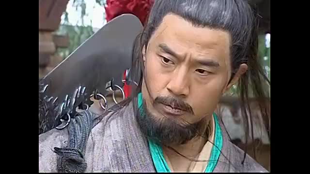 风尘大汉虬髯客初遇红拂女,看到正在洗脚的舒淇,于荣光心动了