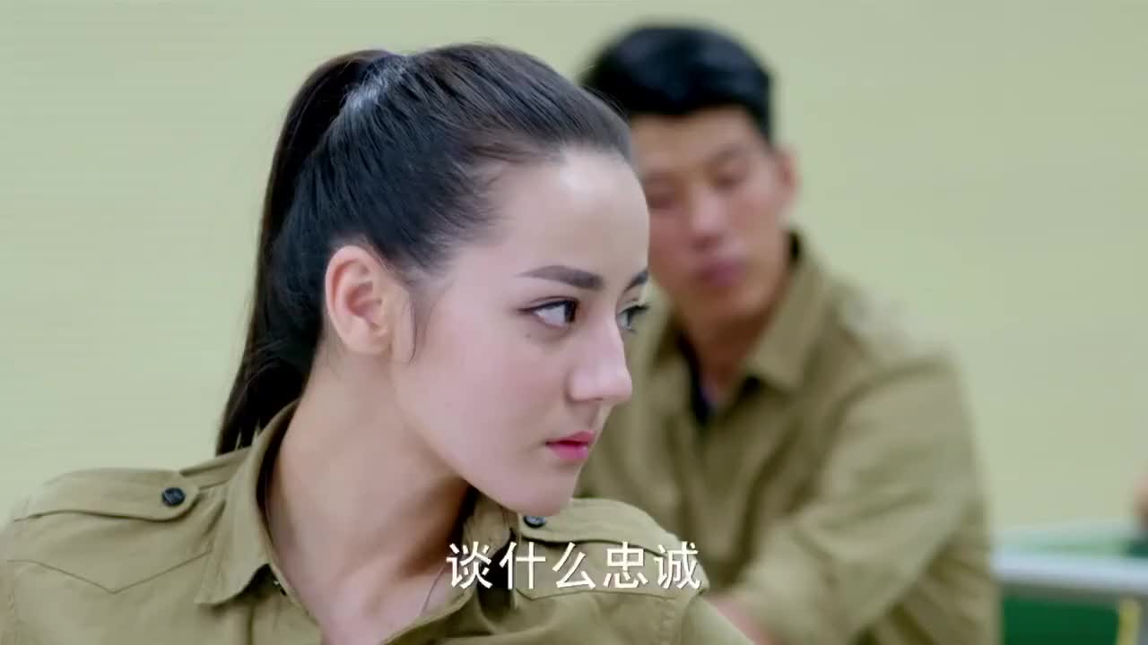 麻辣变形计:教官一个问题,火狼女和白鲨就杠上了,真是欢喜冤家