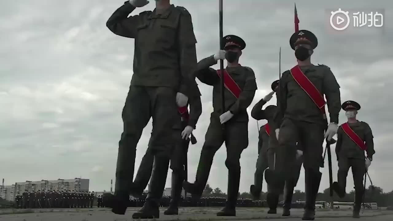 为何索马里的海盗会害怕俄军?这个视频带你认识一下俄军的彪悍!