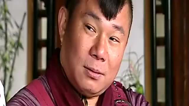 丁五味骂完王爷接着骂国主,没想到一旁的国主脸色都绿了!