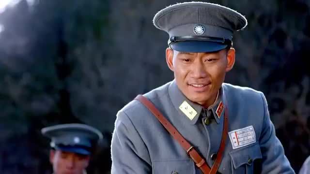 左手劈刀:骑兵连途中偶遇金匪,连长动私欲独吞金子念头