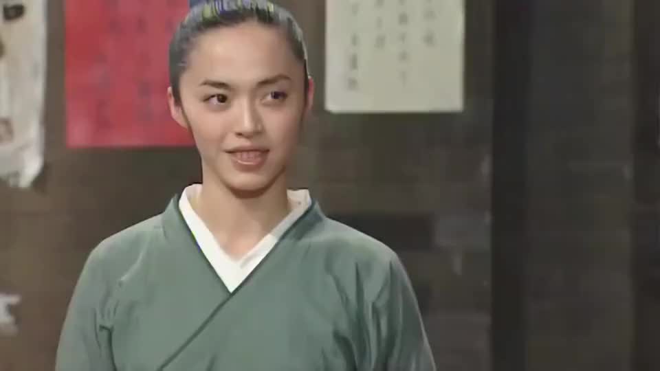 郭芙蓉女扮男装的造型,实在是太惊艳了!小姑娘一见钟情了!