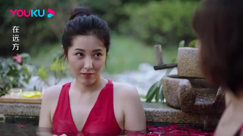 国剧盛典:一袭红衣,曾黎尽显优雅本色,美的不要不要的!