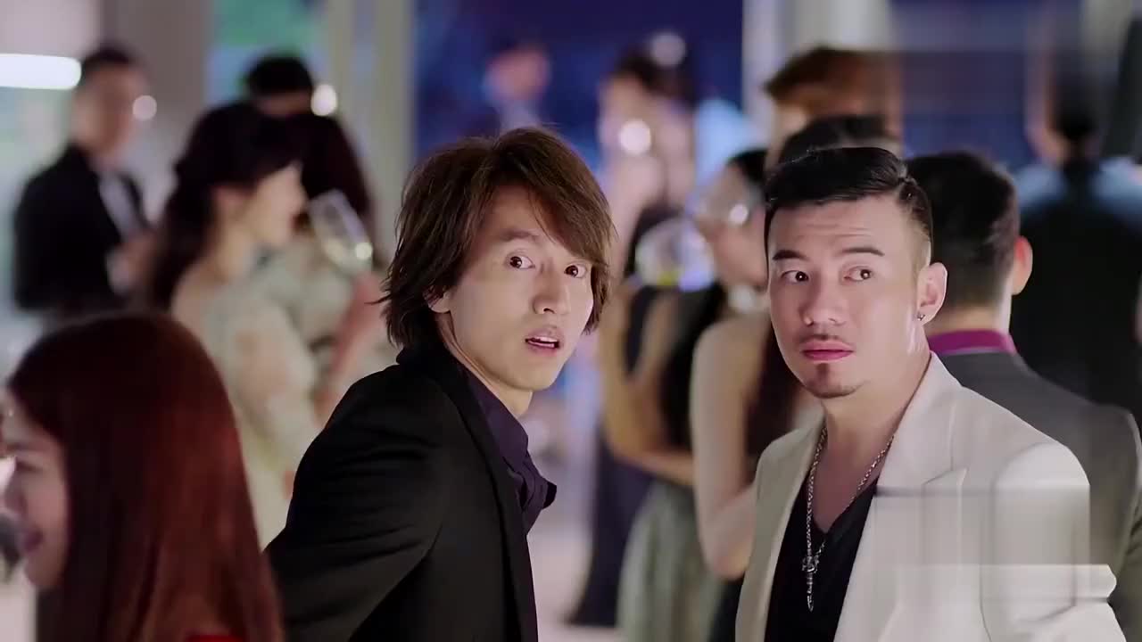 最佳前男友:方思一直在广场等着李唐,她终于承认自己离不开李唐