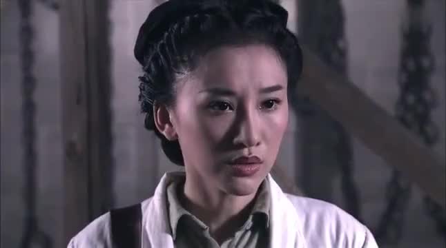 冲出月亮岛 32集:鬼子开始使用毒气弹,屠杀伤员和无辜平民