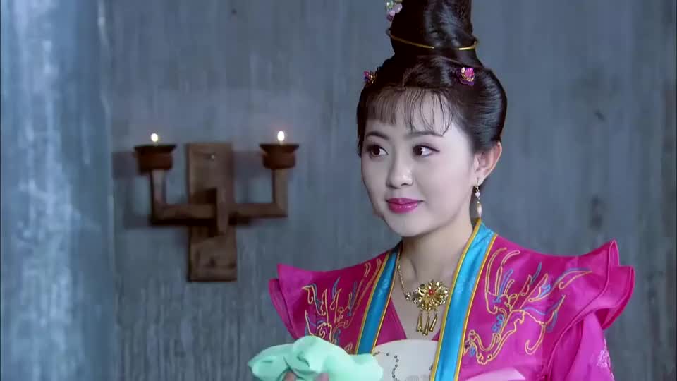 九环公主找到了李大勇,要李大勇去假扮薛刚