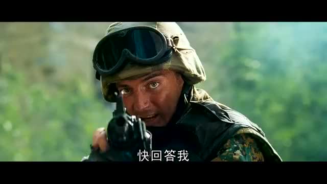 俄罗斯战争片,一群人追杀另一群人,追上就是乱捅