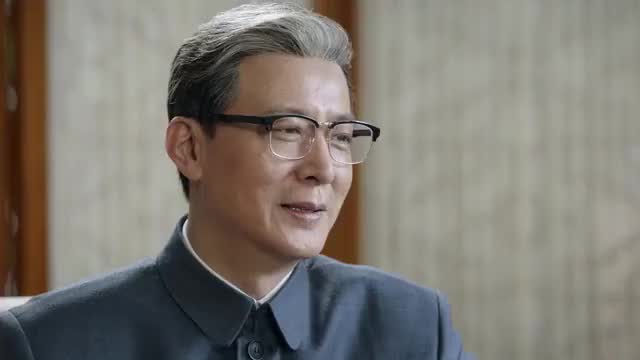 外交风云:乔冠华出国前去探望生病的陈总